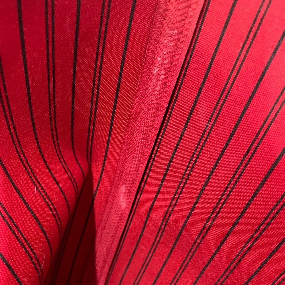 Louis Vuitton GM never full - Picture 3 of 13